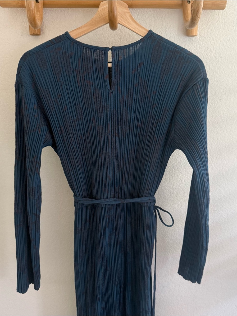 Zara Blue Long Sleeve Wrap Jacquard pleated midi Dress Size S - Picture 4 of 9